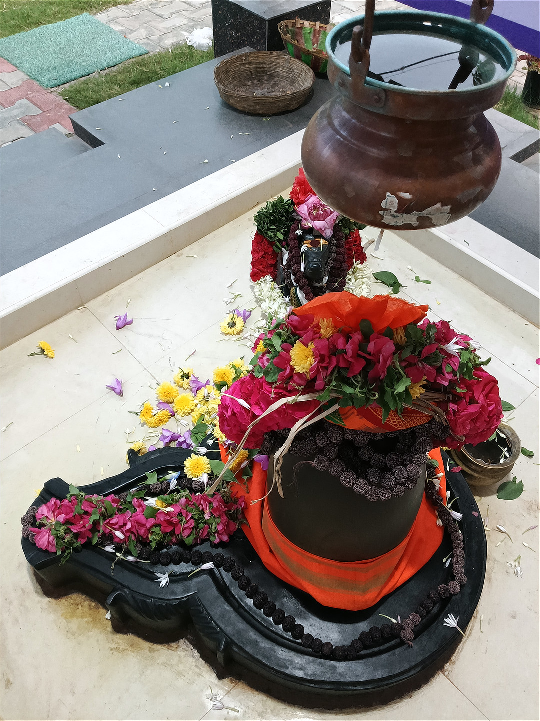 அருள்மிகு நர்மதேஸ்வரர் அருள்மிகு நந்தீஸ்வரர் அலங்காரம்